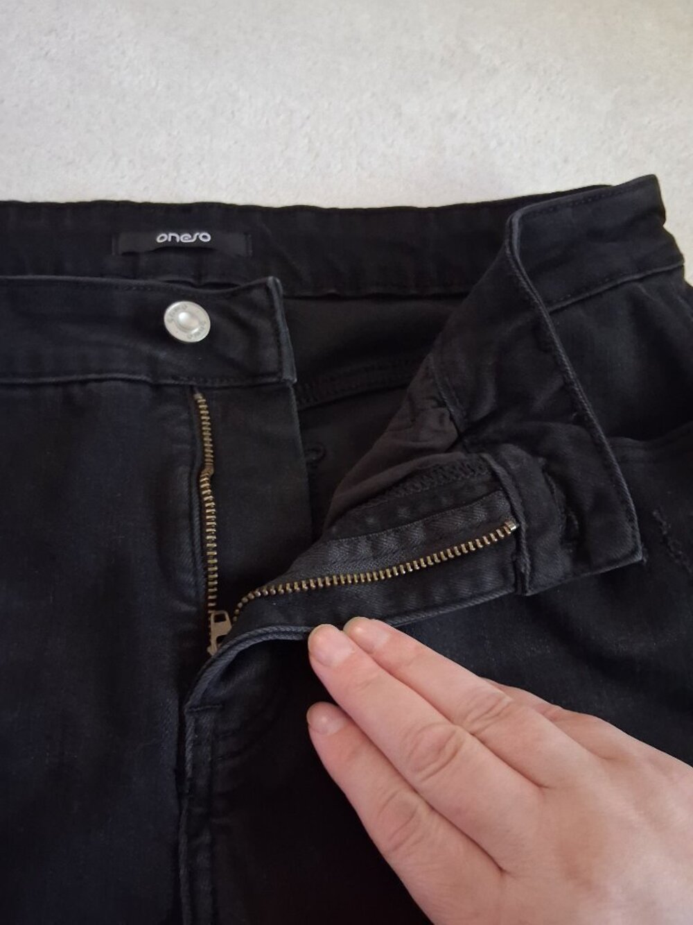ONESO Women's Size 16W Black Mid-Low Rise Baggy BBL Wide Leg Stretch Jeans - Picture 5 of 15